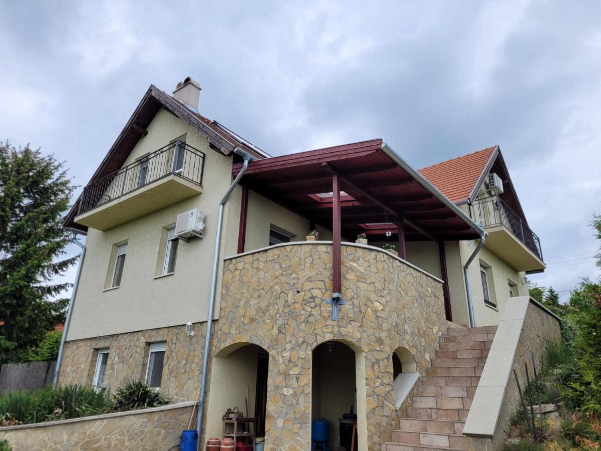 Вилла Hegyalja Балатонкенезе